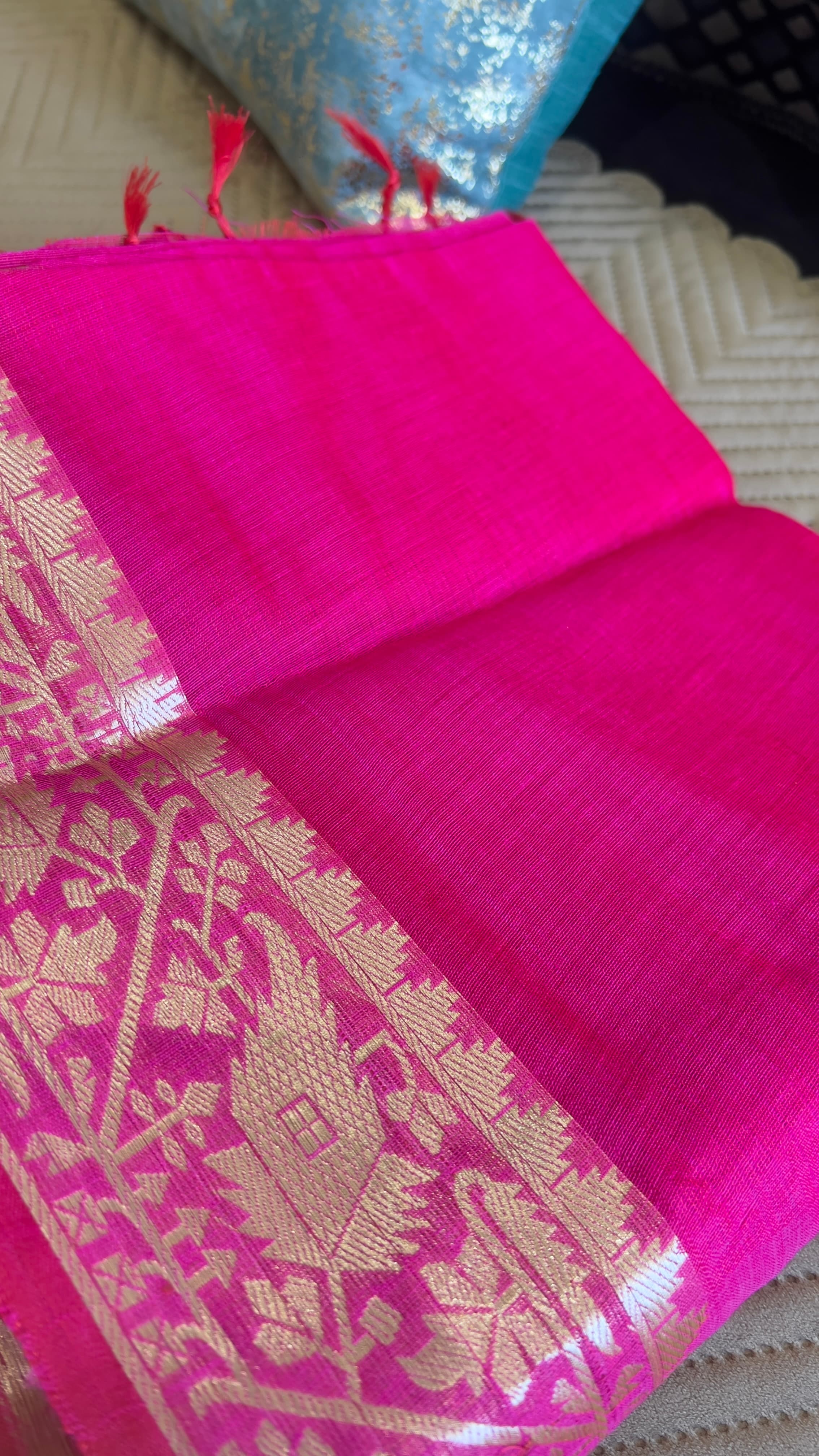 Kora Silk · drape detail