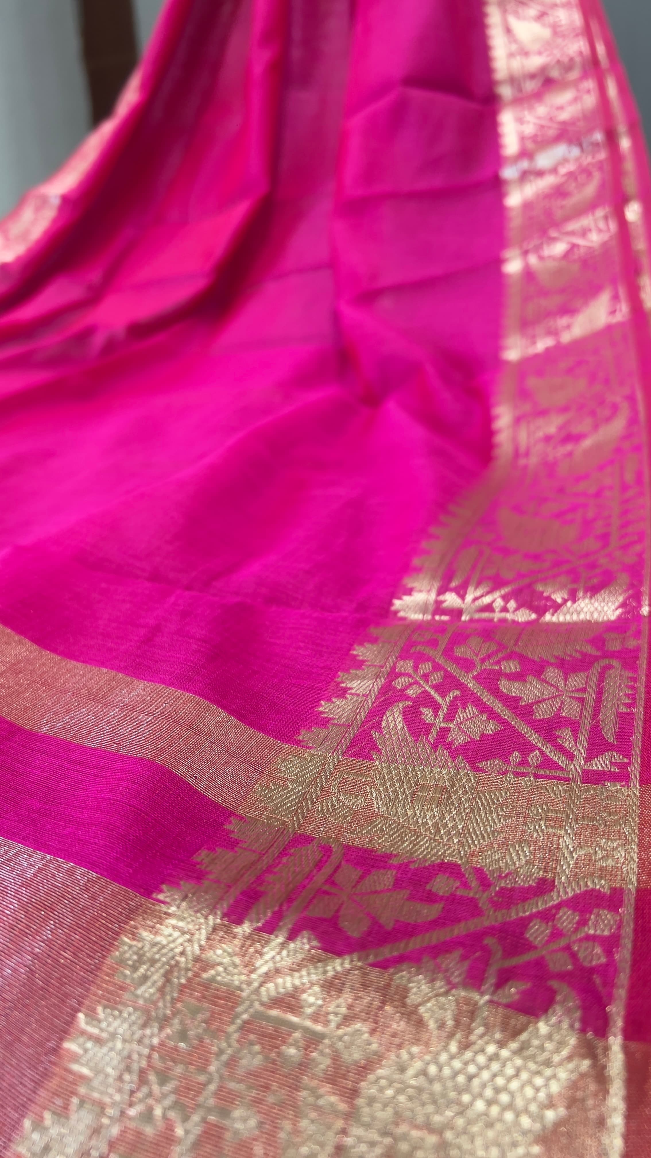 Kora Silk · weave detail